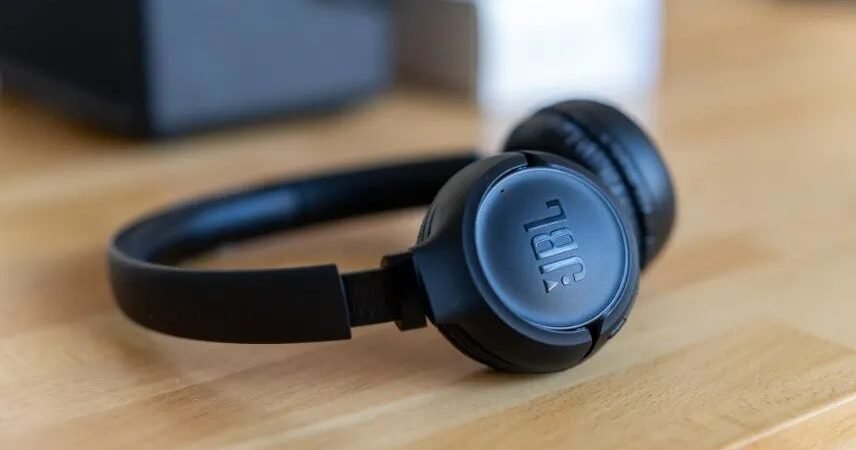 JBL Tune 530BT: O Novo “Queridinho” Vale a Pena em 2026? – Review Completo